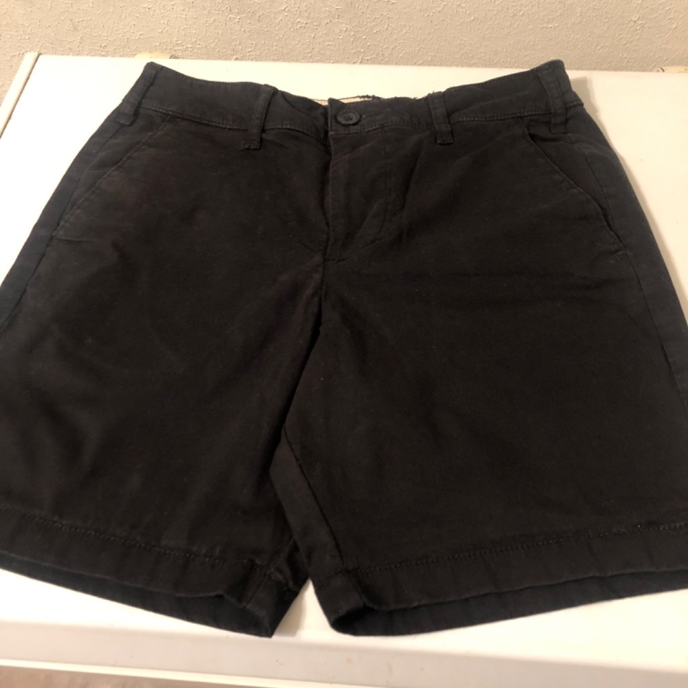 Hollister black shorts with pockets in front and back. Waist 29. - Picture 6 of 8